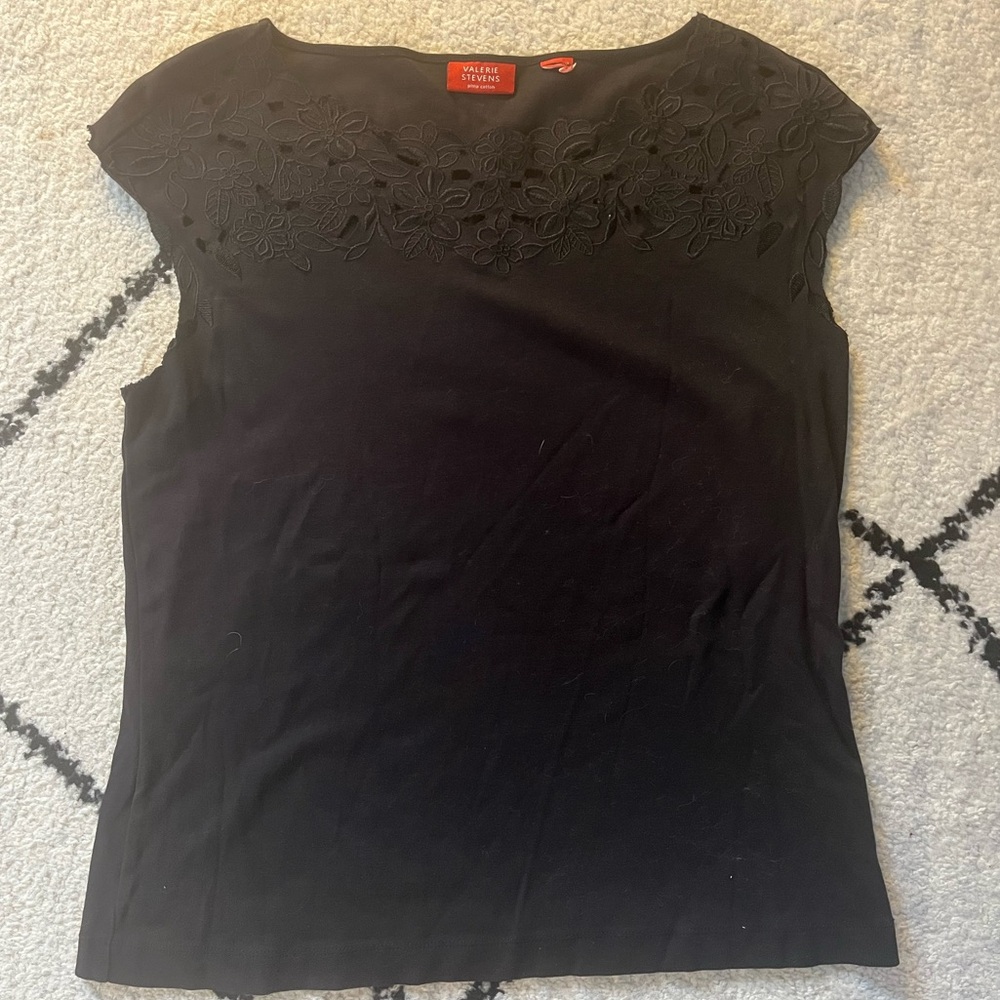Floral Lace Neck Blouse